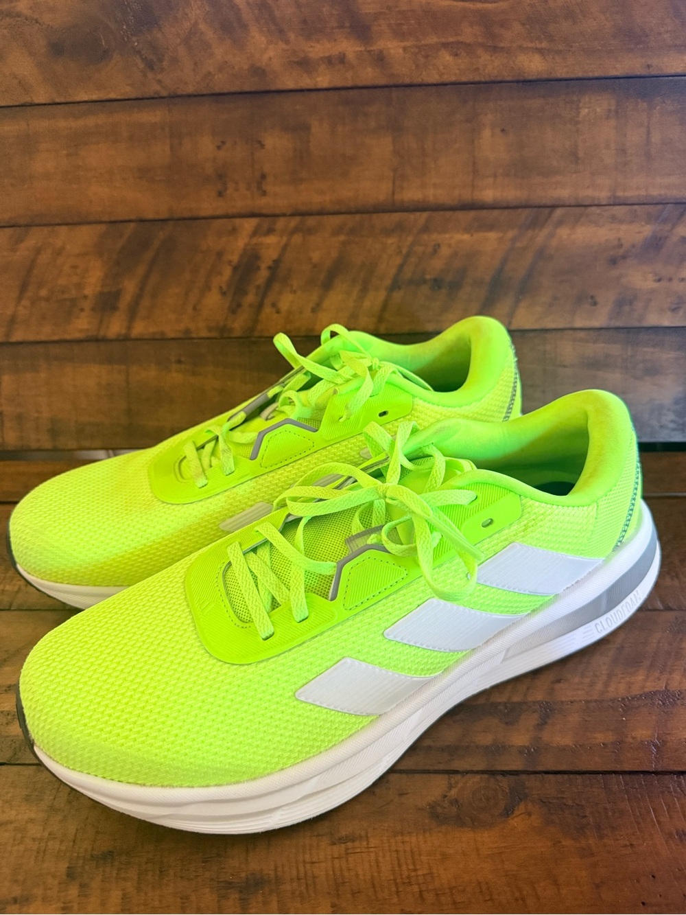 NWOT GALAXY 7 RUNNING SHOES (Lucid Lemon / Cloud White / Grey) - Picture 2 of 5
